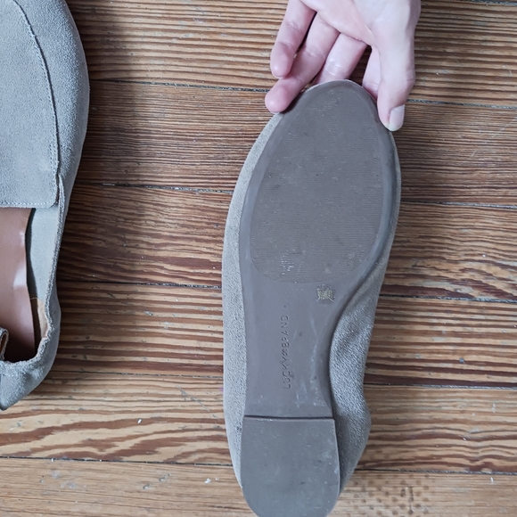 Lucky Brand Suede Loafer Beige - Picture 2 of 4
